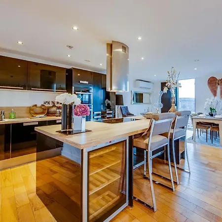 Spacious 3-Bed Penthouse With City Sky Line Views Sheffield Exterior photo
